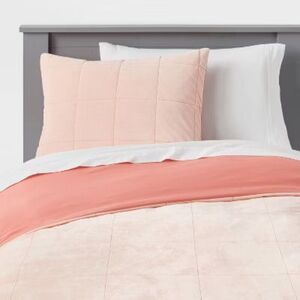 Pillowfort - Full/Queen Duvet Windowpane Velvet Pink - Pillowfo Pink